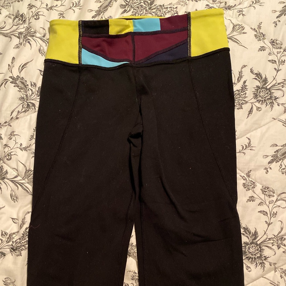 Lululemon Cropped Leg capris
